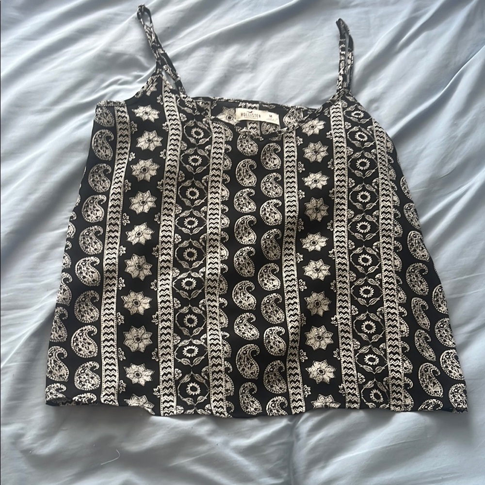 Hollister Black and White Graphic Crop Camisole